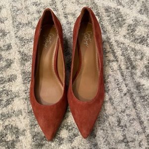 Crown Vintage Heels